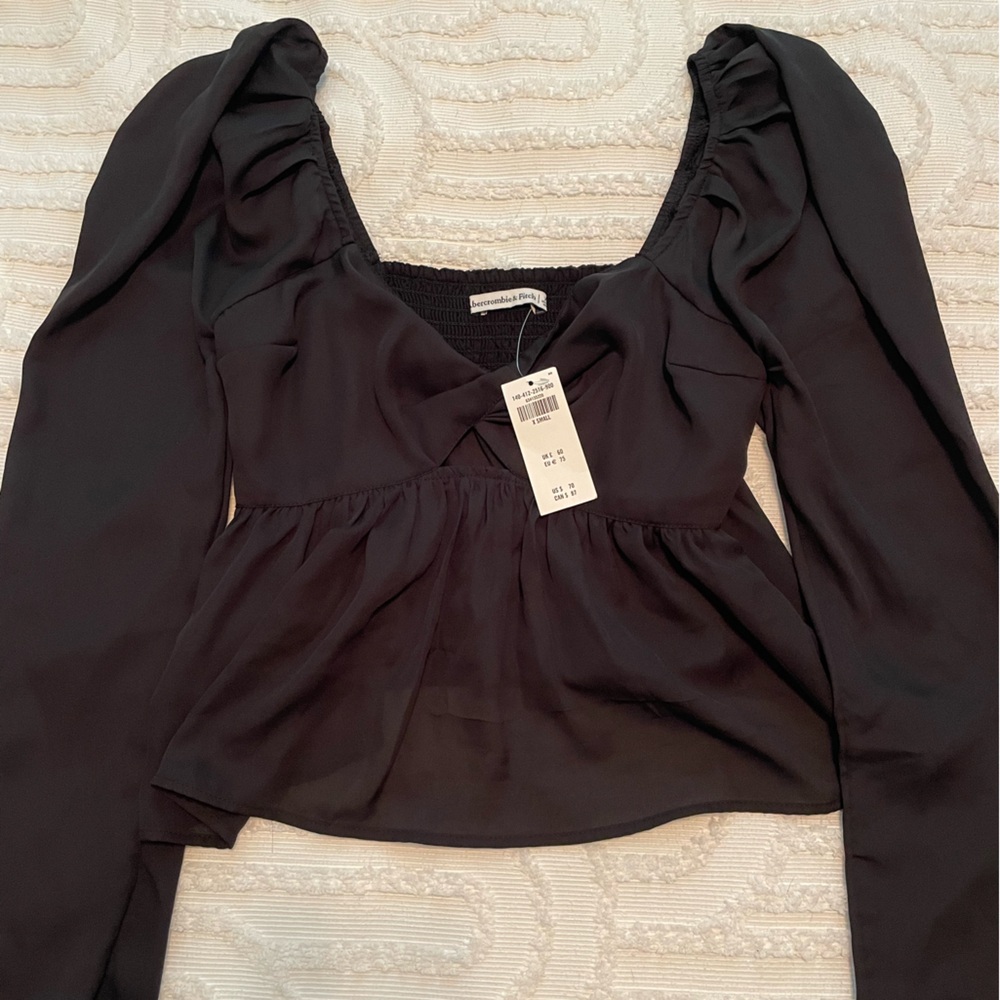 Abercrombie Black Top Nwt - image 1